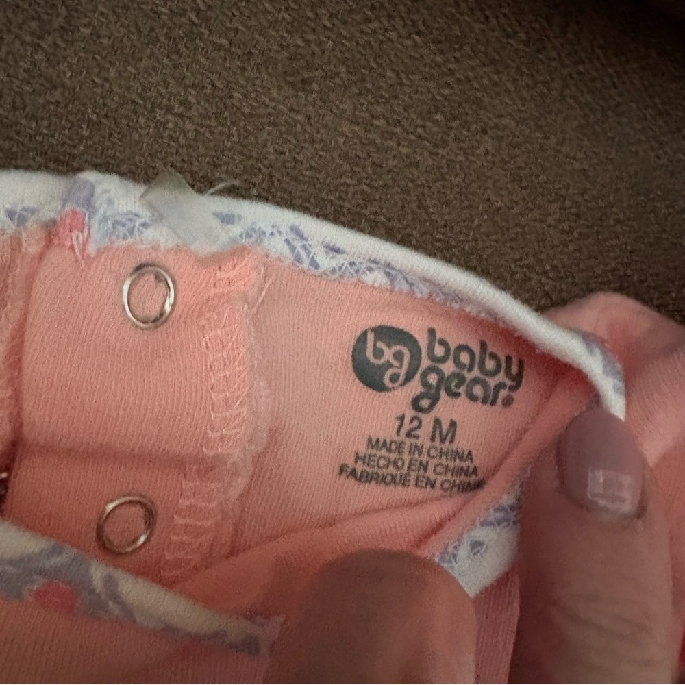 Various Baby Girl sleepers & Rompers 8 pc. bundle Sizes 9 & 12 mo. INV25/506 - Picture 2 of 16